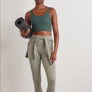 NWT Nike Zenvy InfinaSoft Ribbed Sports Bra